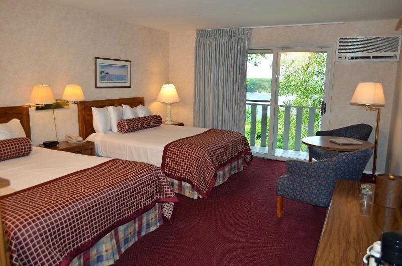 Country House Resort Sister Bay Room photo